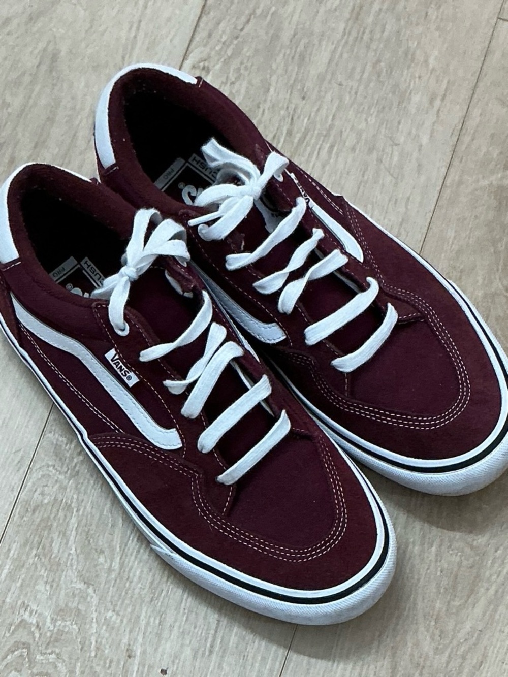 Vans Old Skool Sneakers in Burgundy and White